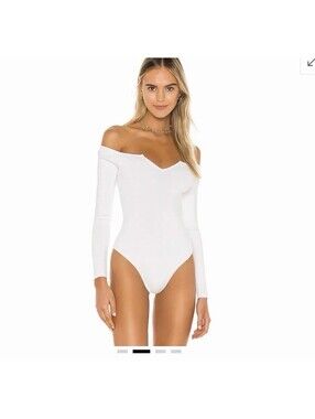 Ashton V Neck SUPERDOWN White Revolve Bodysuit Size Medium